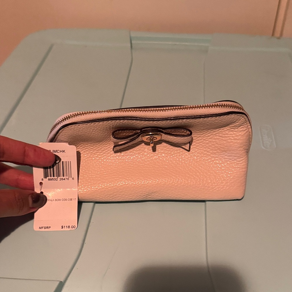 Coach cream Bow-Accent Women's Zip Pouch